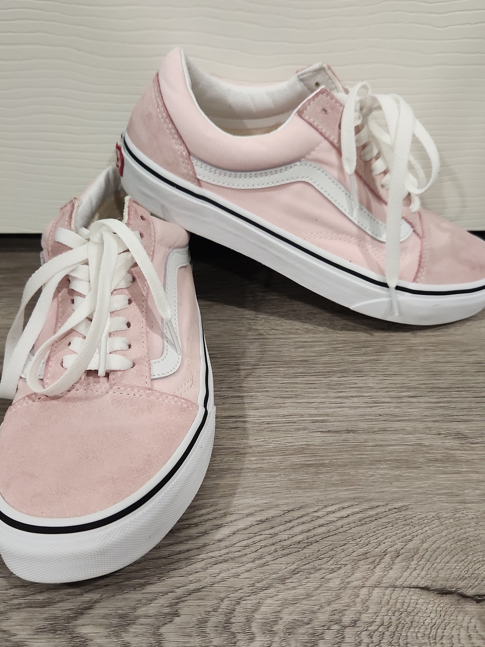 Vans Old Skool Womens Size 8.5 Pink White Athletic Suede Skate Shoes Sneakers